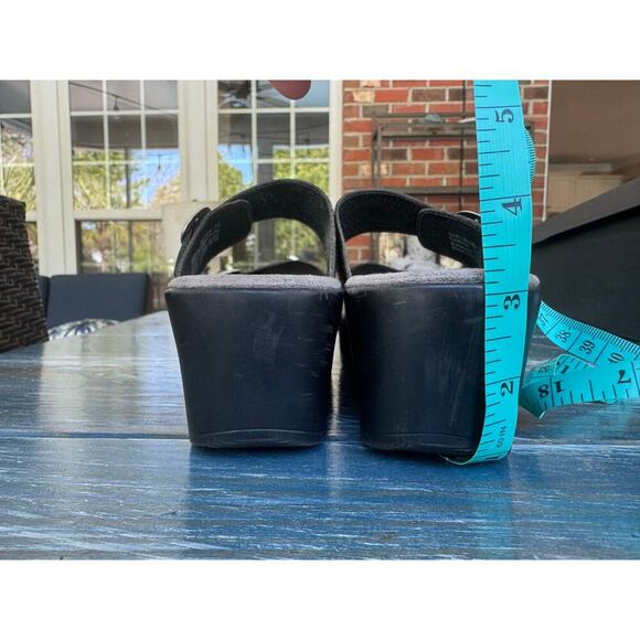 DANSKO Sophie Sandals, size 39, Black Leather Straps with Silver Buckles - Picture 8 of 10